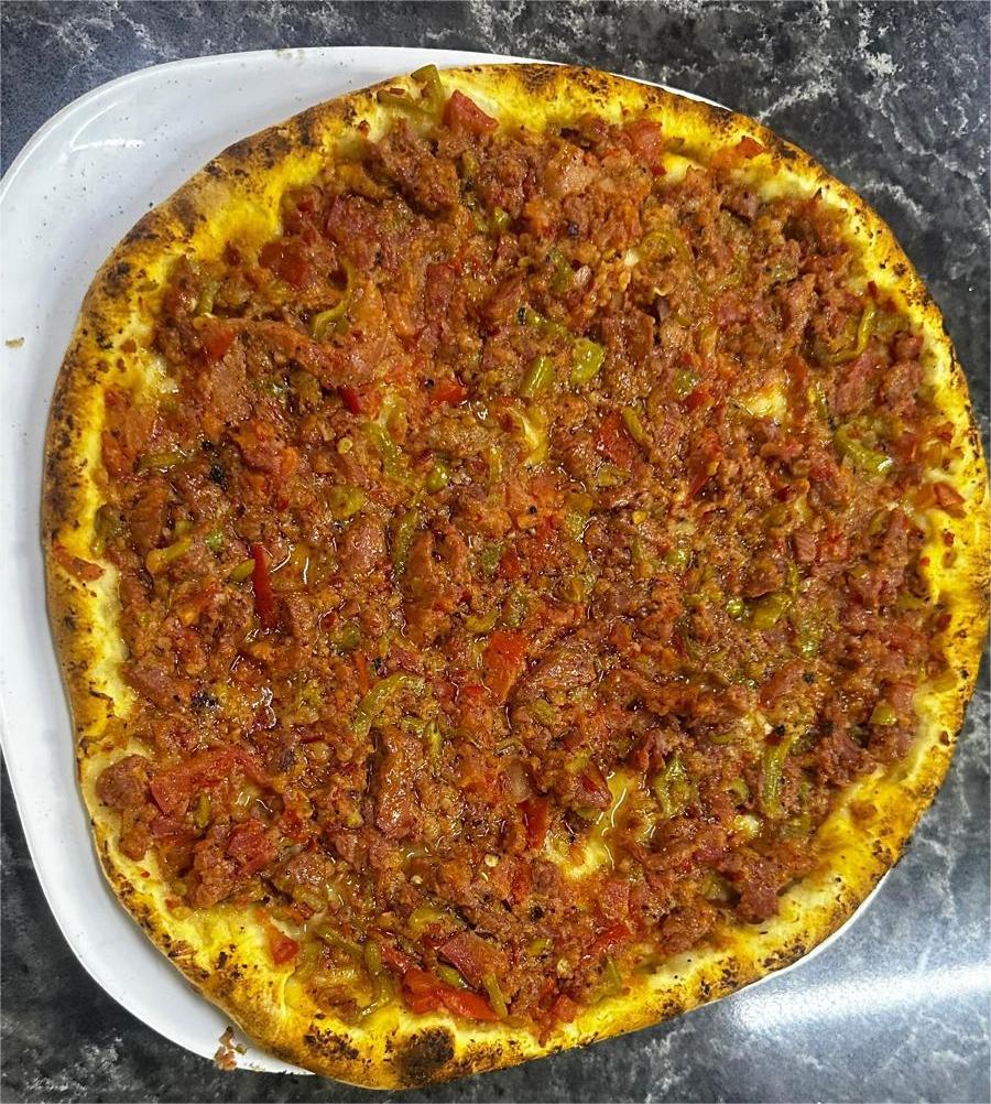 Kuşbaşılı Pide